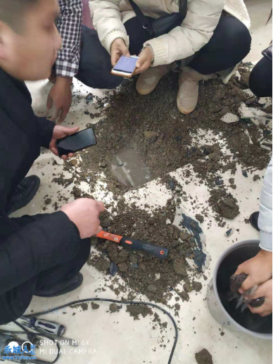 中方家里漏水了怎么办？